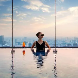 White Lacoste Apartment Da Nang